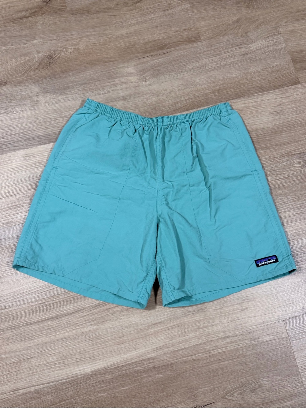 Patagonia Men’s Teal Swim Trunks lined size medium 6” inseam